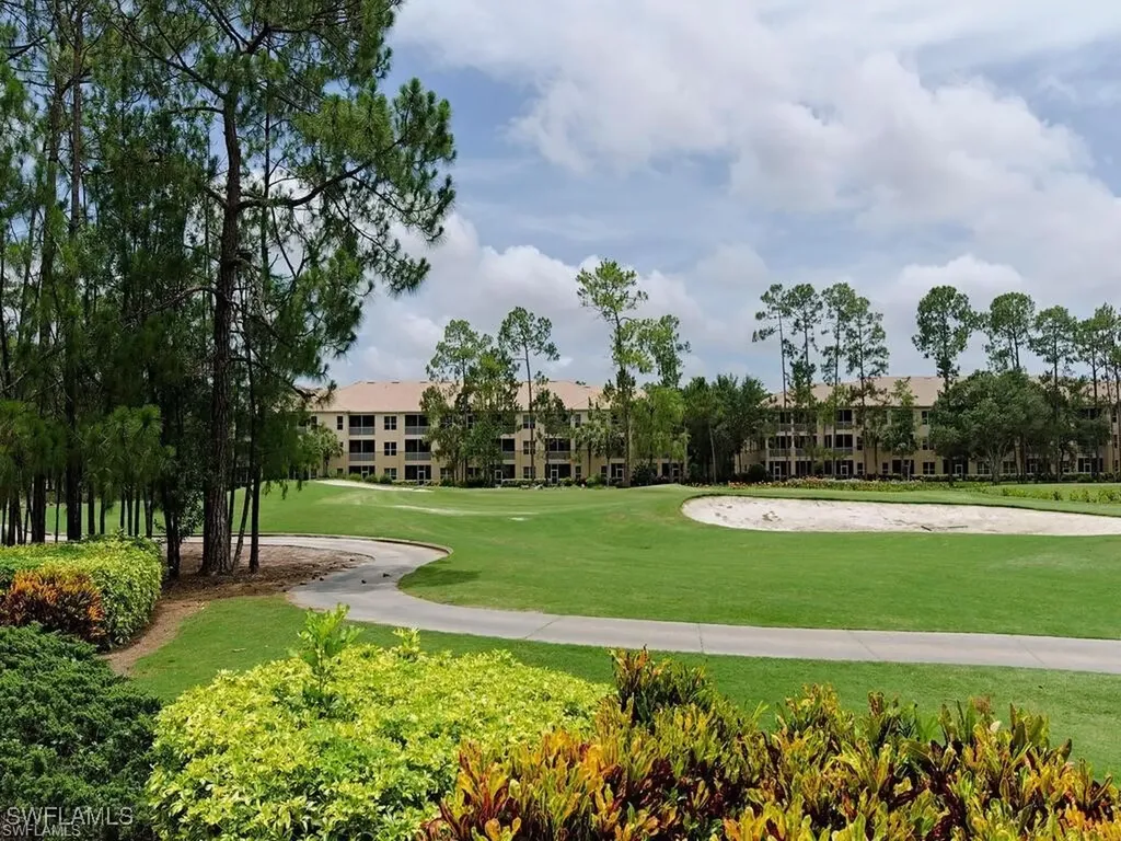 8225 Danbury Boulevard E Naples FL 34120