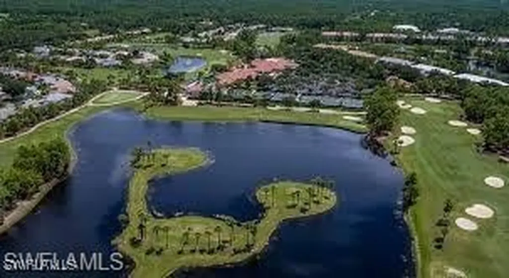 8225 Danbury Boulevard E Naples FL 34120