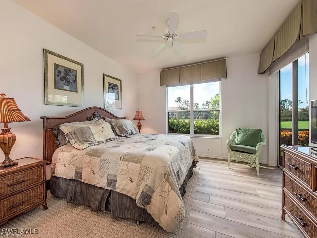 8225 Danbury Boulevard E Naples FL 34120