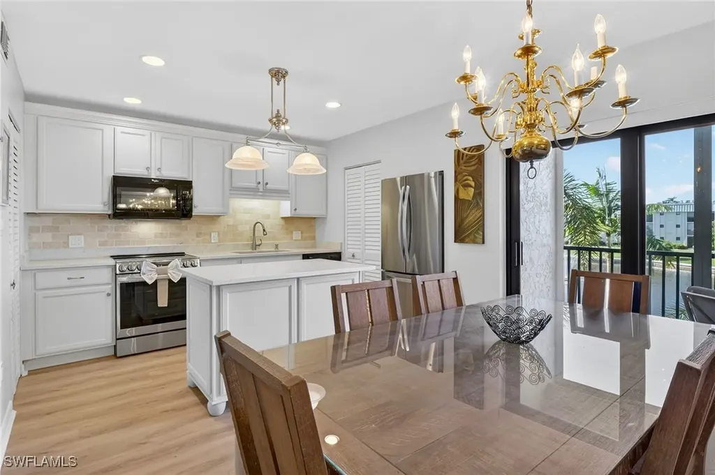 788 Park Shore Drive Naples FL 34103-3723