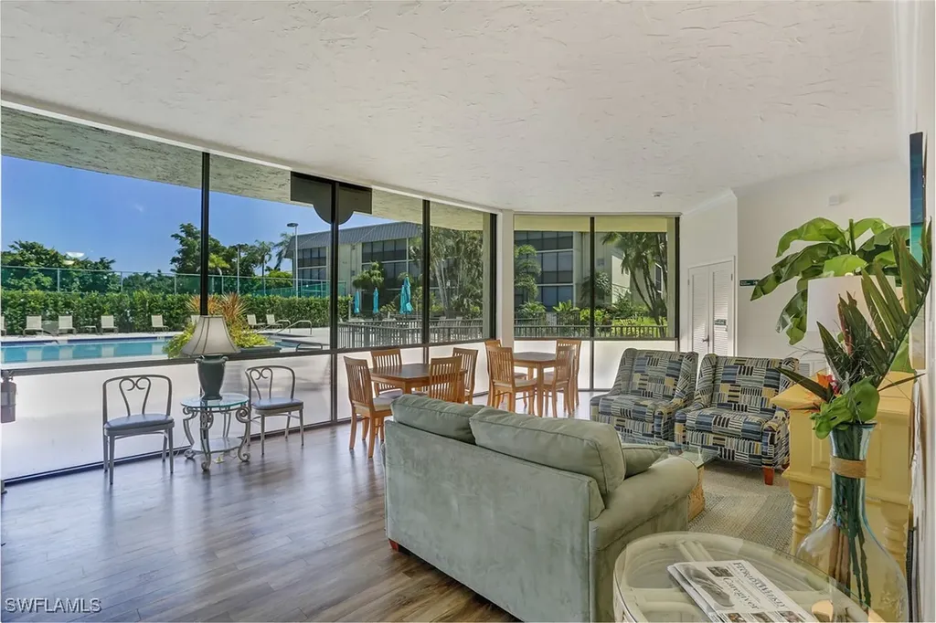 788 Park Shore Drive Naples FL 34103-3723