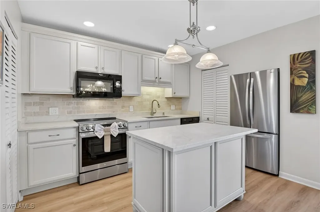 788 Park Shore Drive Naples FL 34103-3723