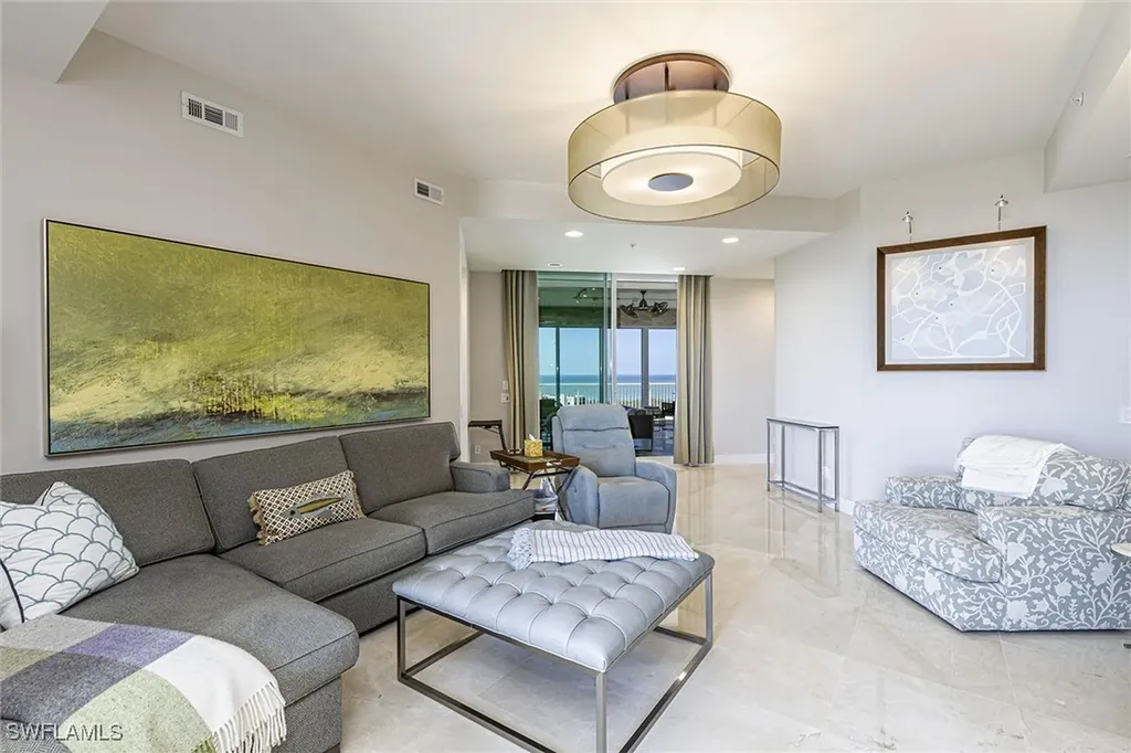 295 Grande Way Naples FL 34110