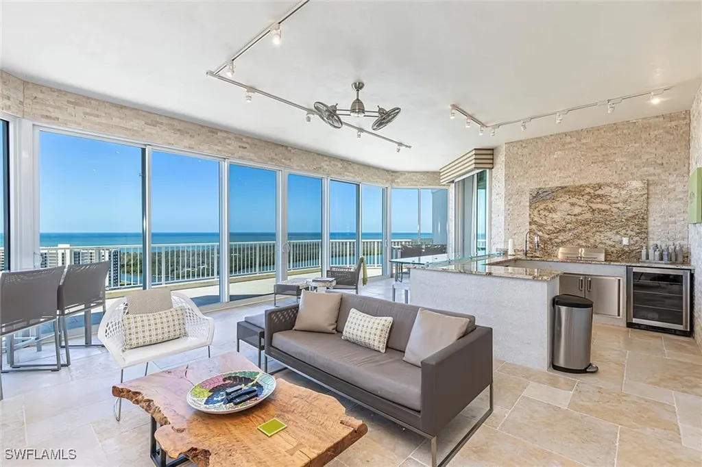 295 Grande Way Naples FL 34110
