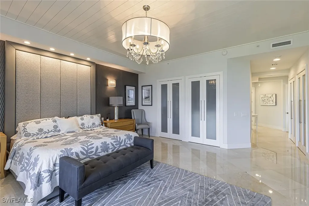 295 Grande Way Naples FL 34110