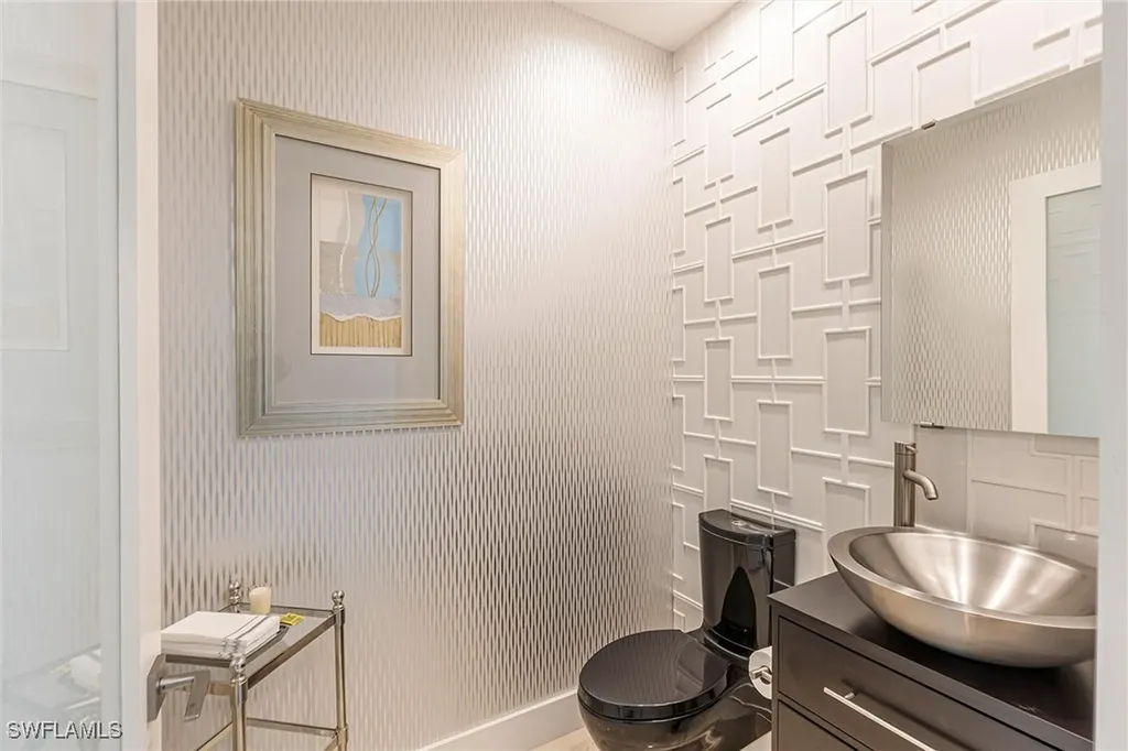 295 Grande Way Naples FL 34110