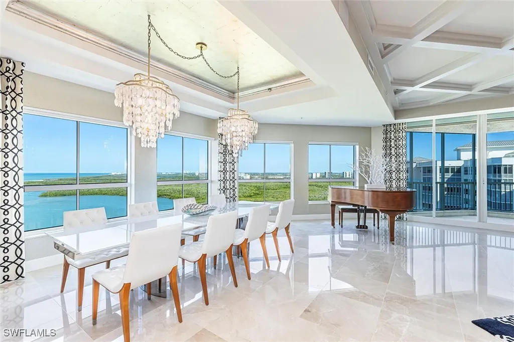 295 Grande Way Naples FL 34110