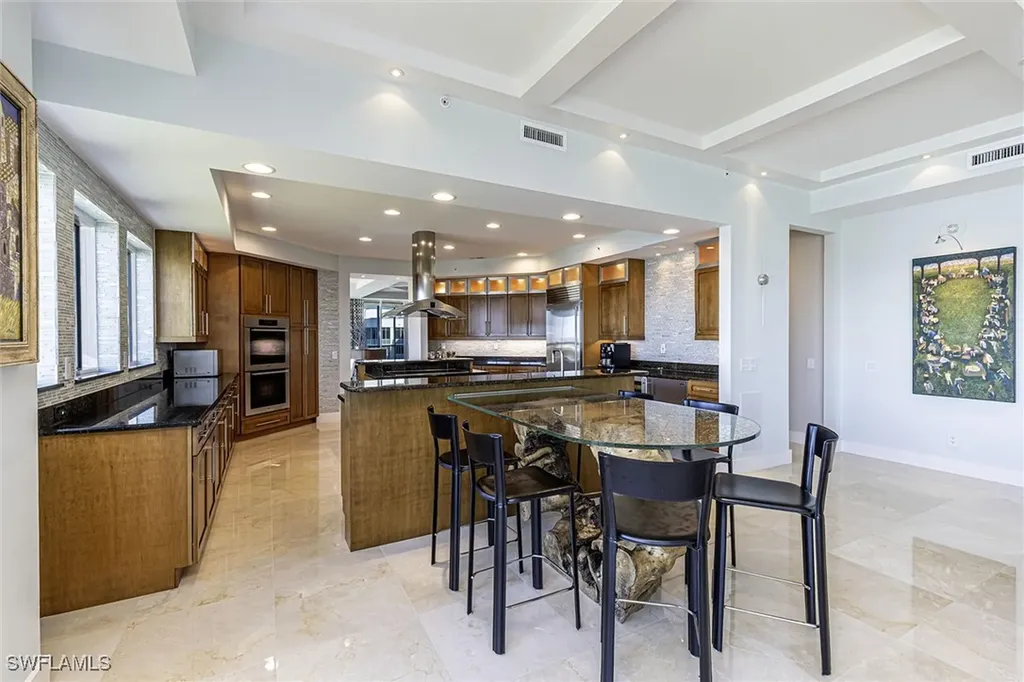 295 Grande Way Naples FL 34110