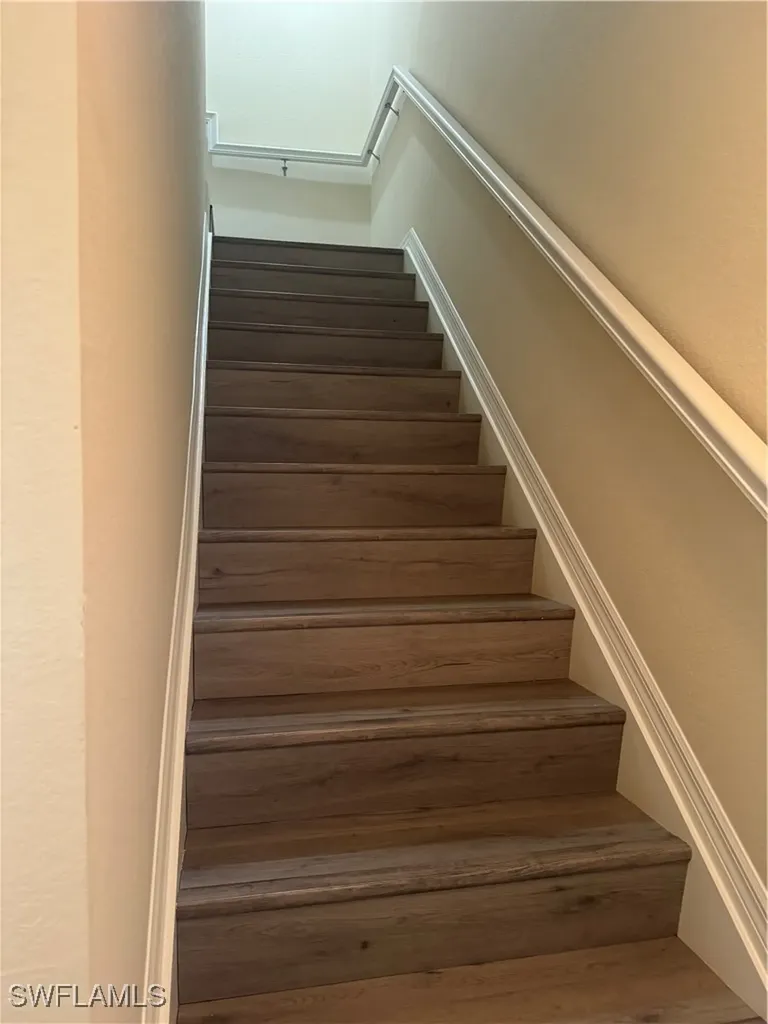 9068 Gervais Circle Naples FL 34120