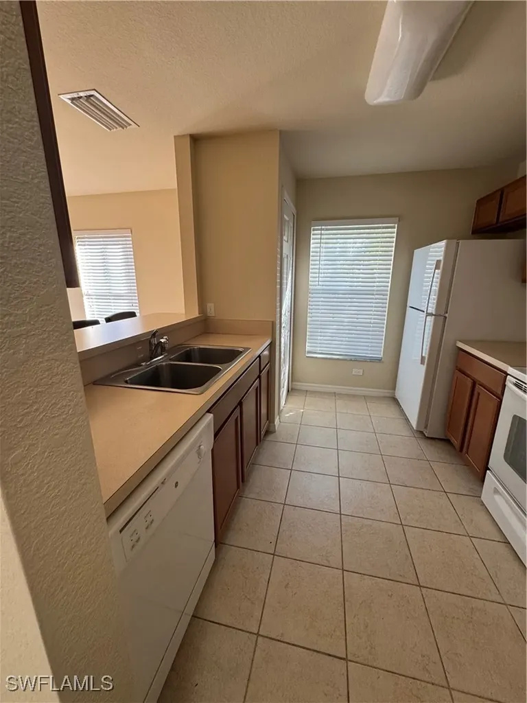 9068 Gervais Circle Naples FL 34120