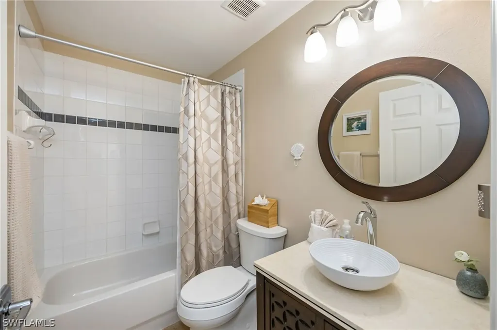6650 Huntington Lakes Circle Naples FL 34119
