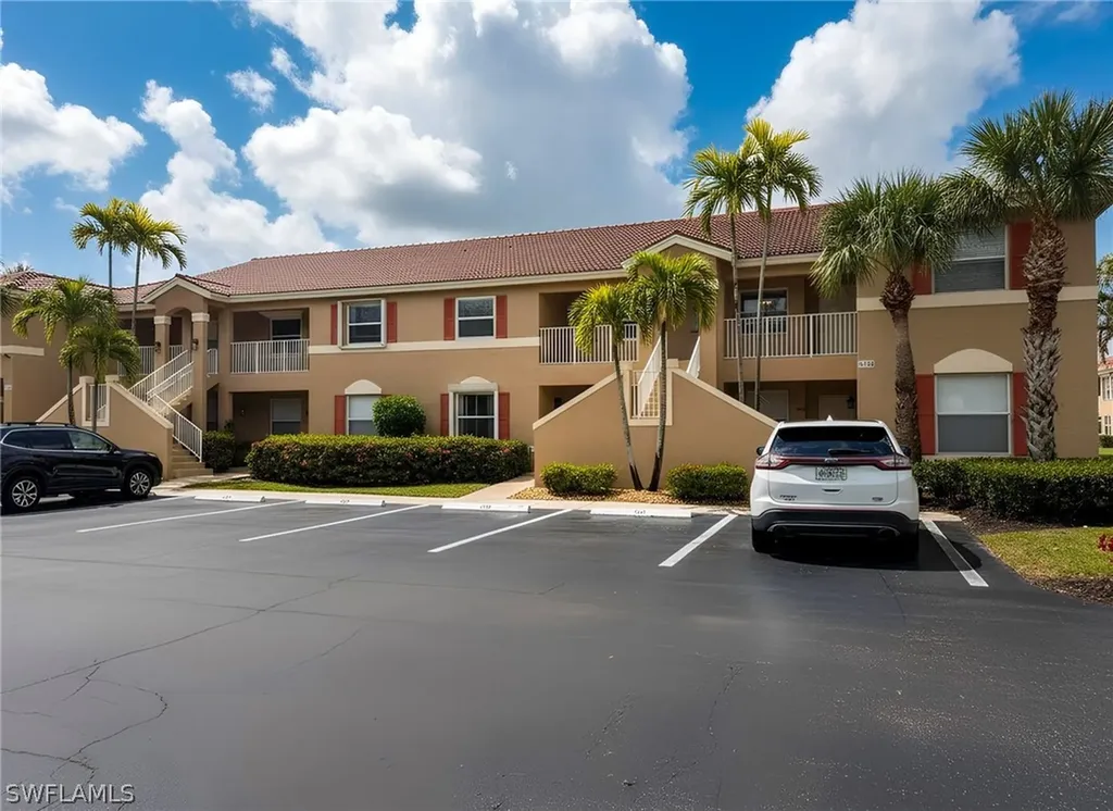 6650 Huntington Lakes Circle Naples FL 34119