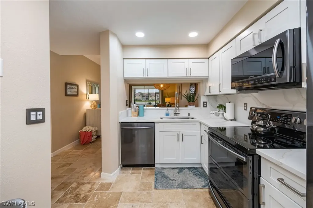 6650 Huntington Lakes Circle Naples FL 34119