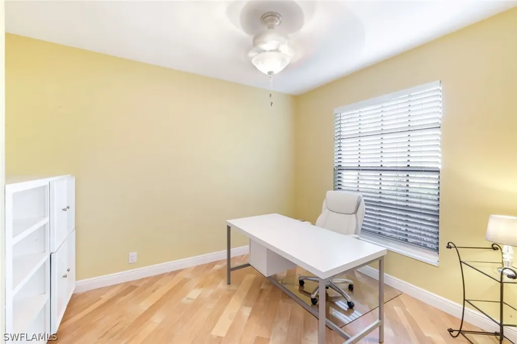 302 Sawgrass Court Naples FL 34110