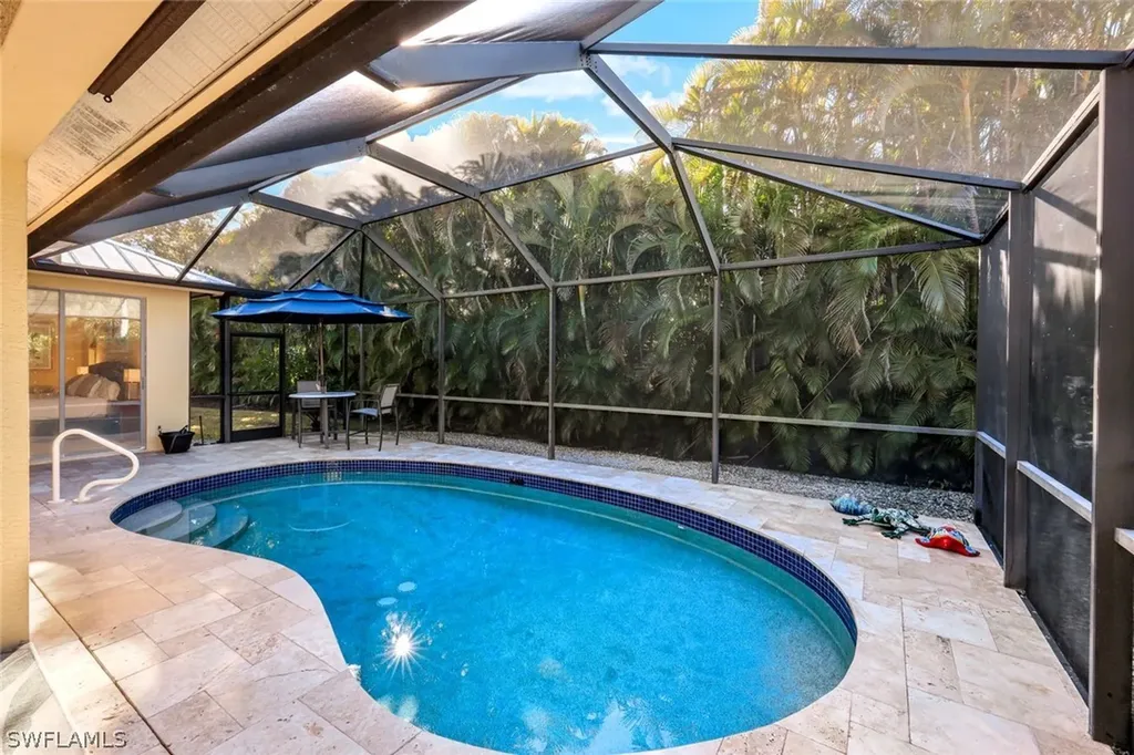 302 Sawgrass Court Naples FL 34110