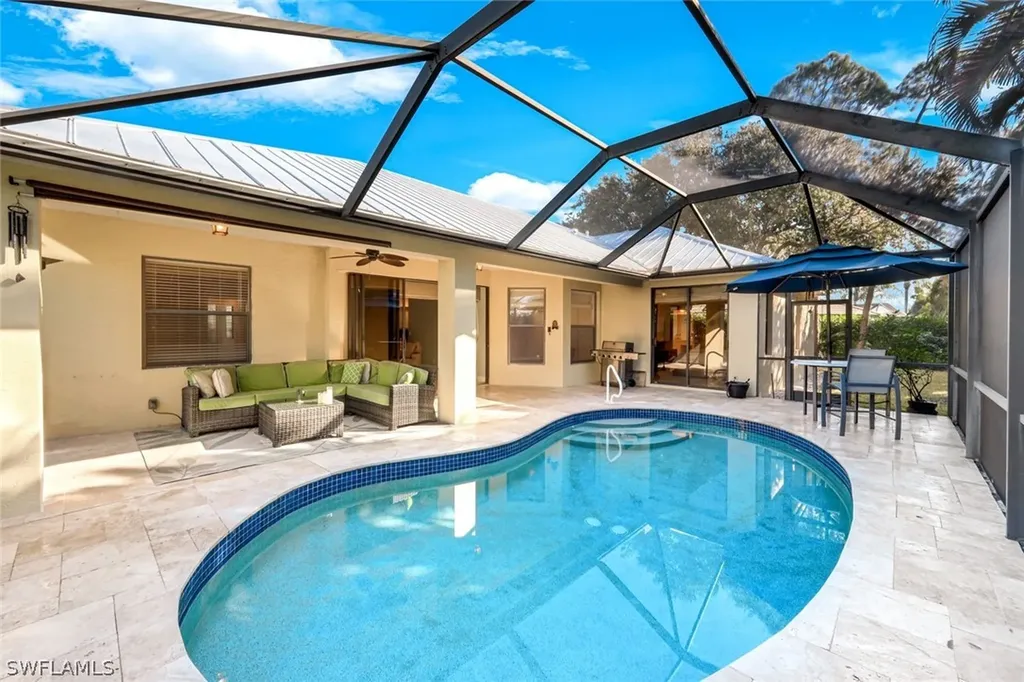 302 Sawgrass Court Naples FL 34110