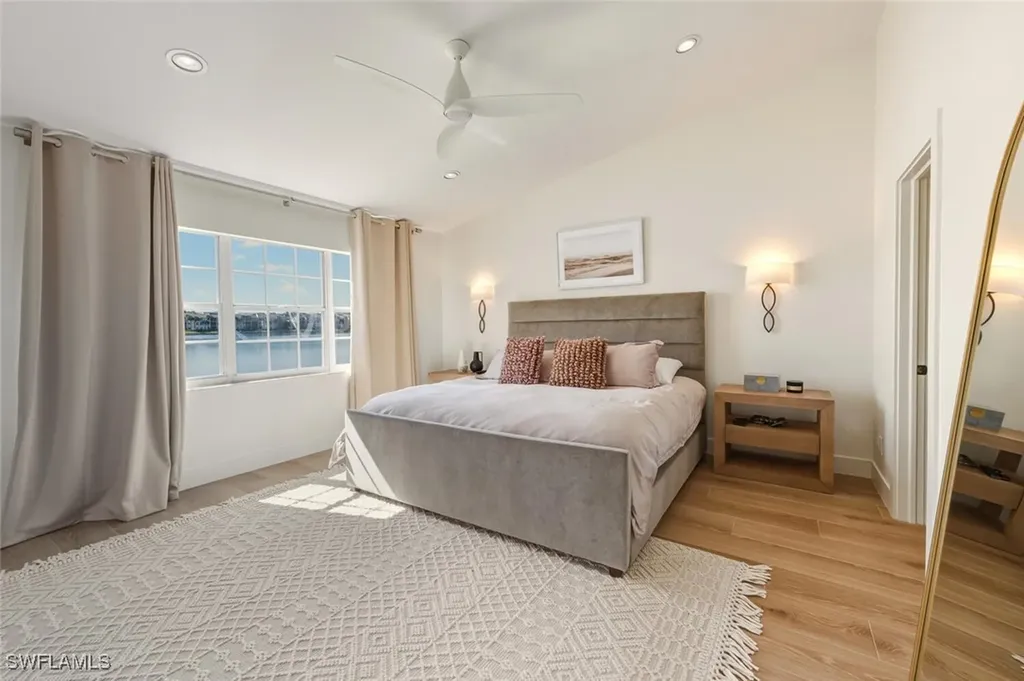 2730 Sailors Way Naples FL 34109