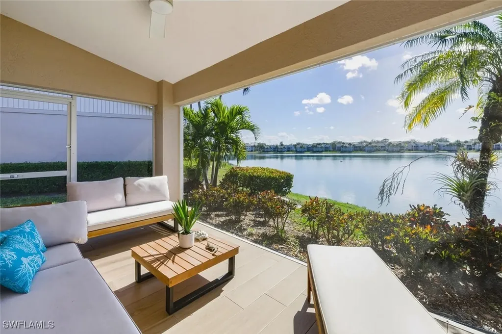 2730 Sailors Way Naples FL 34109