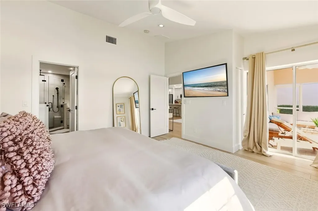 2730 Sailors Way Naples FL 34109