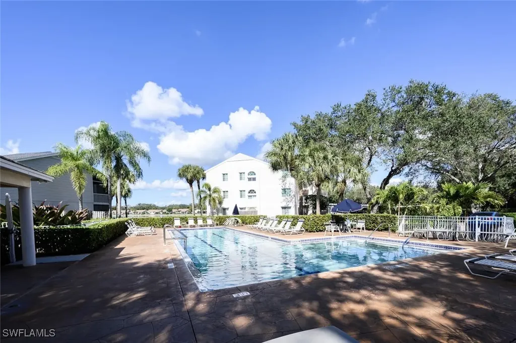 2730 Sailors Way Naples FL 34109