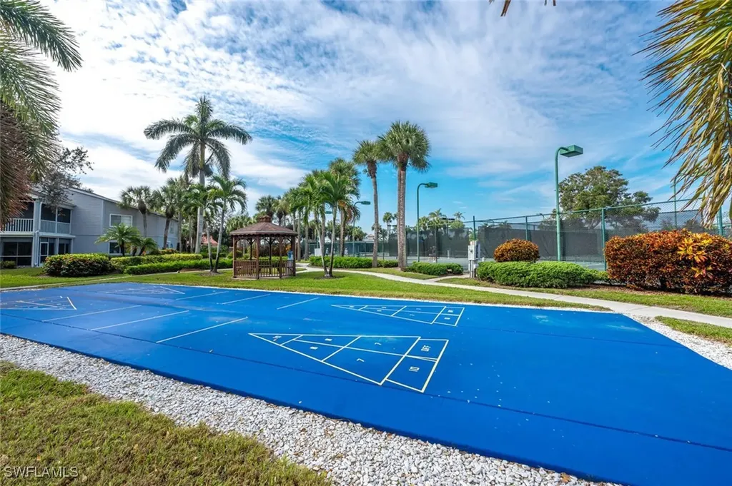 2730 Sailors Way Naples FL 34109