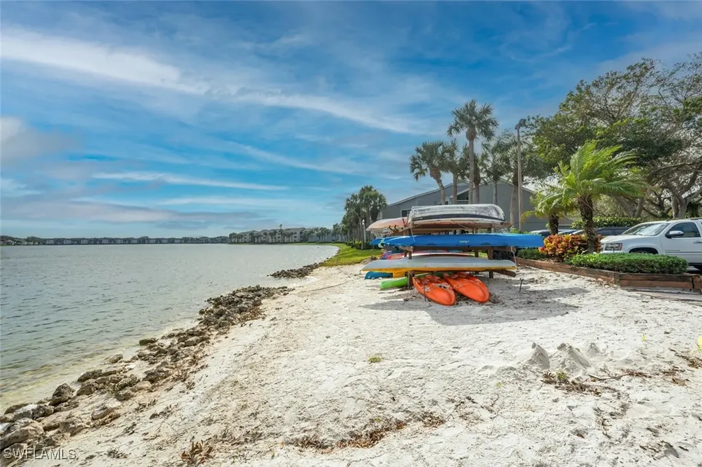 2730 Sailors Way Naples FL 34109