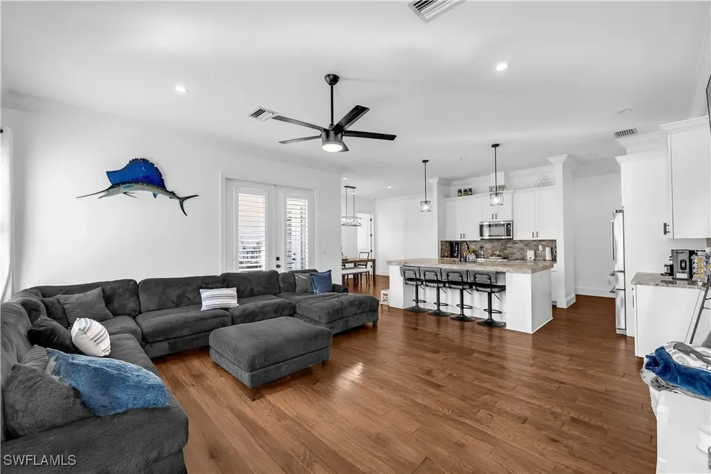 11141 Palmetto Ridge Drive Naples FL 34110