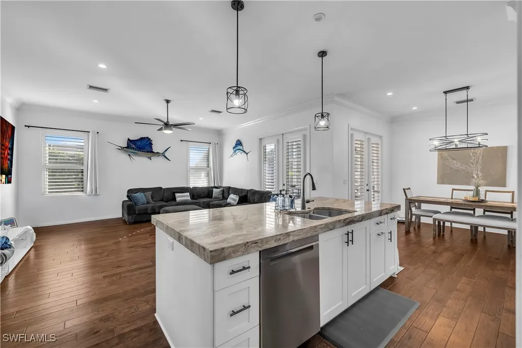 11141 Palmetto Ridge Drive Naples FL 34110