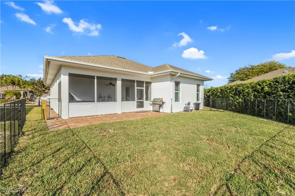 11141 Palmetto Ridge Drive Naples FL 34110