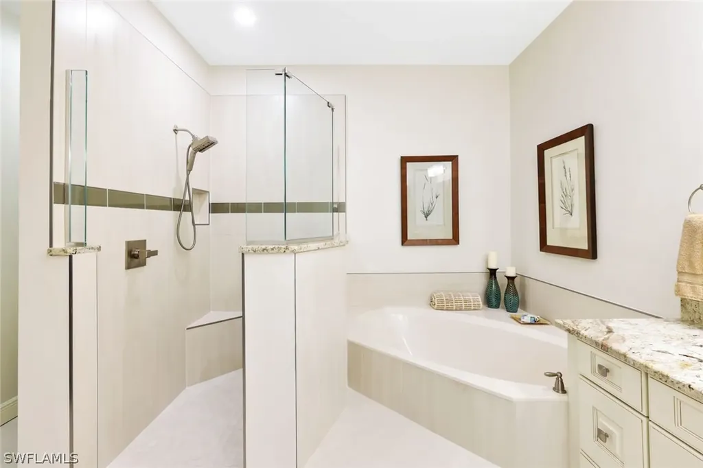 24300 Sandpiper Isle Way Bonita Springs FL 34134