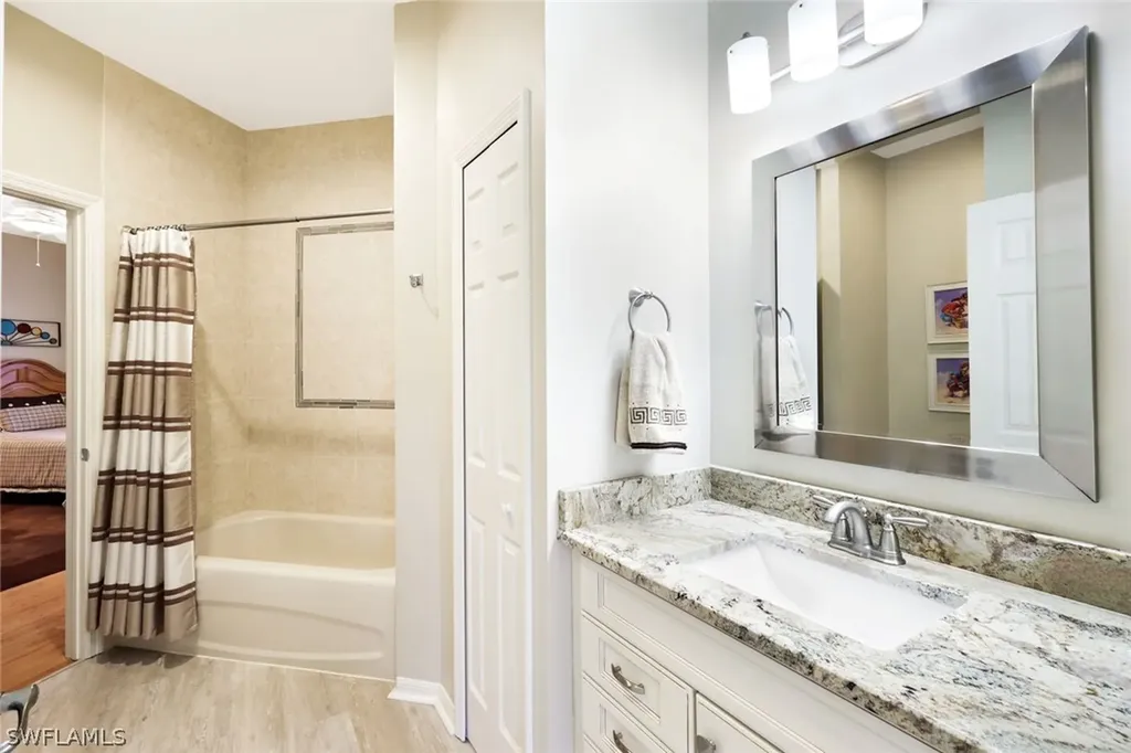 24300 Sandpiper Isle Way Bonita Springs FL 34134