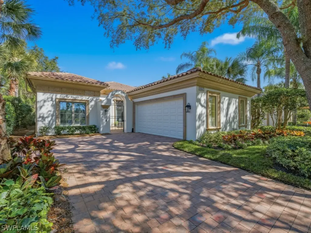 15647 Villoresi Way Naples FL 34110