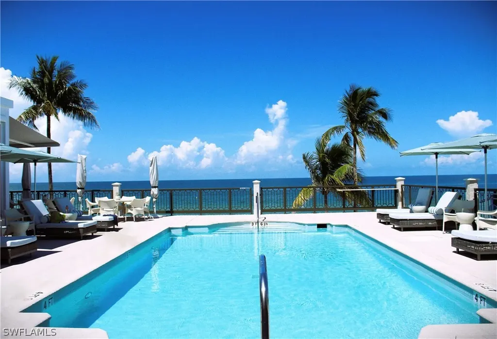 15647 Villoresi Way Naples FL 34110