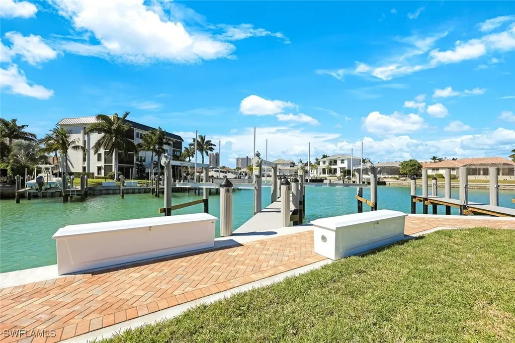 860 Panama Court Marco Island FL 34145