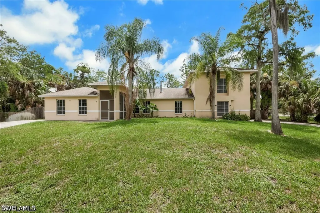 160 19th Street SW Naples FL 34117