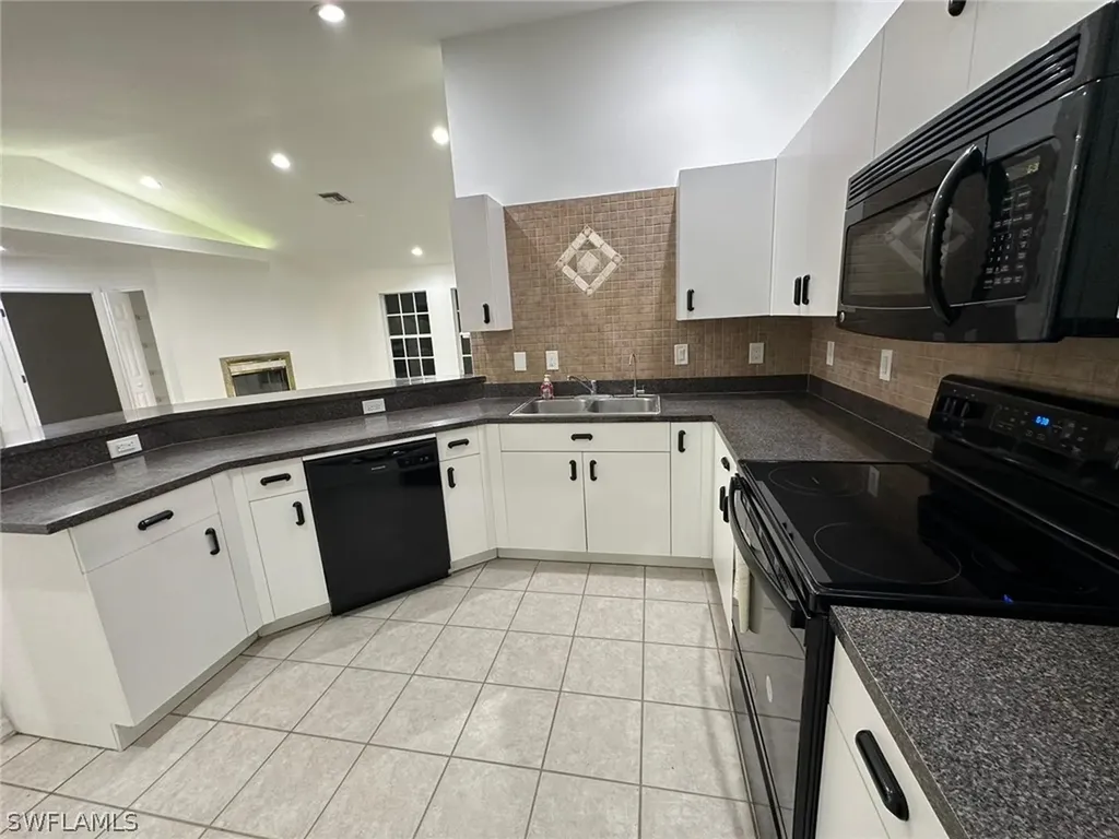 160 19th Street SW Naples FL 34117