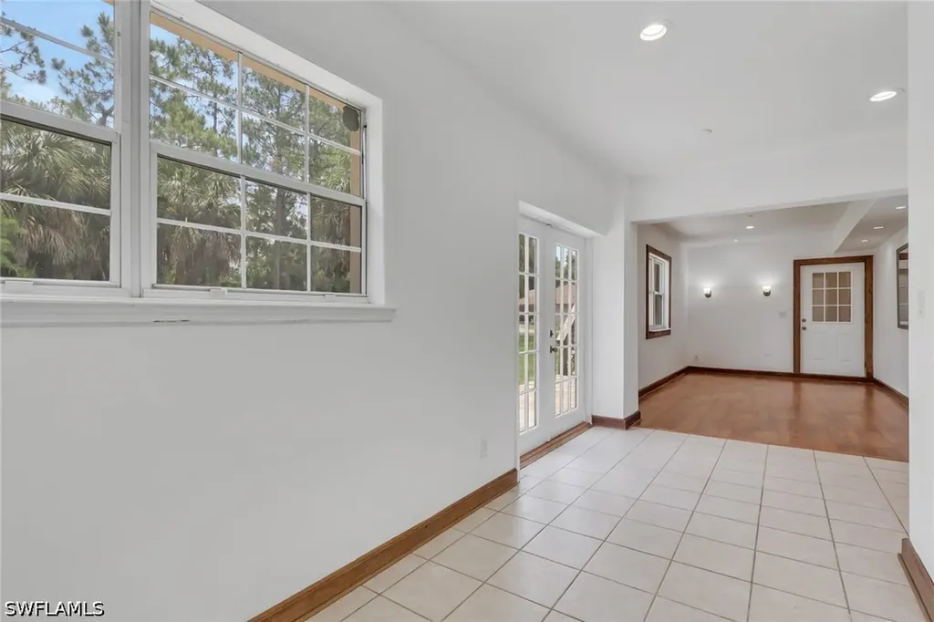 160 19th Street SW Naples FL 34117