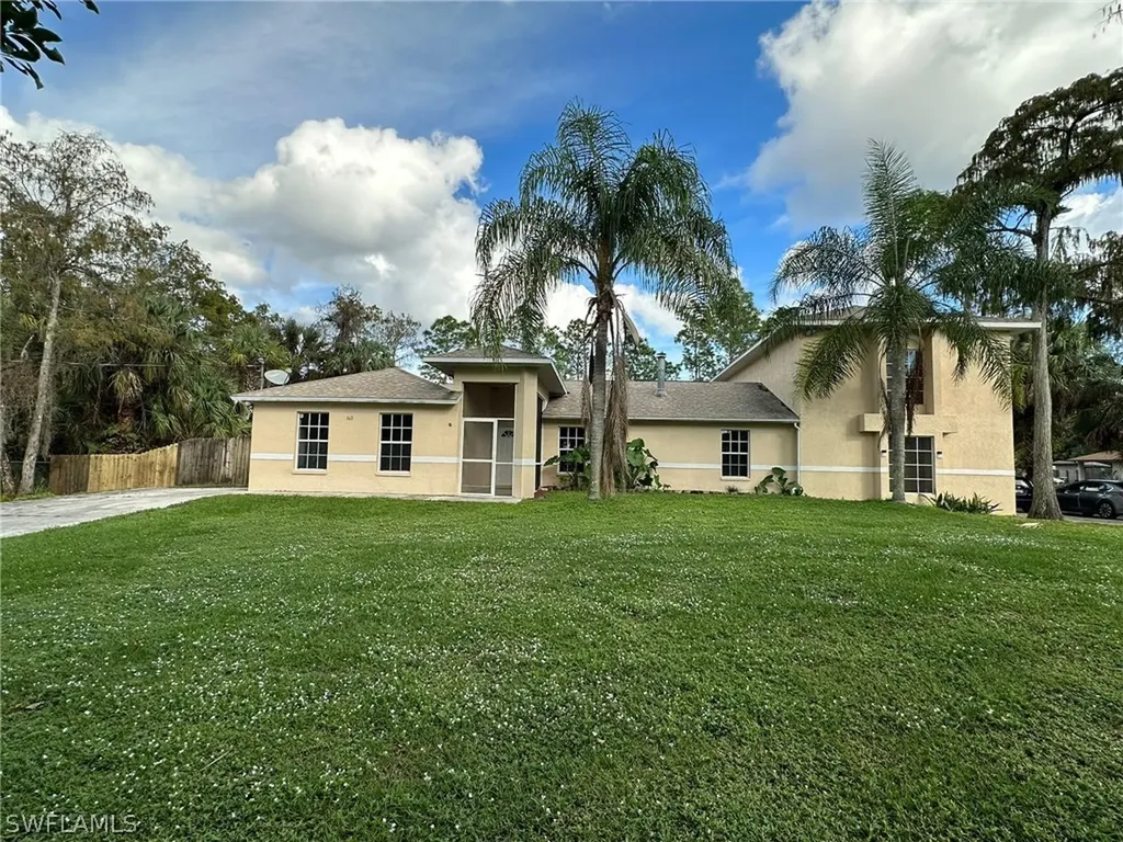 160 19th Street SW Naples FL 34117
