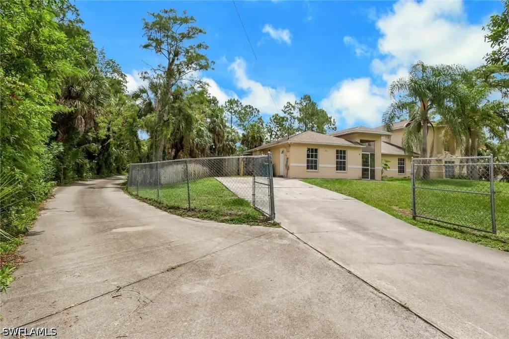 160 19th Street SW Naples FL 34117