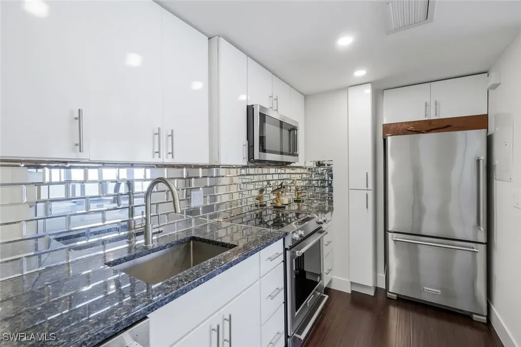 58 N Collier Boulevard Marco Island FL 34145