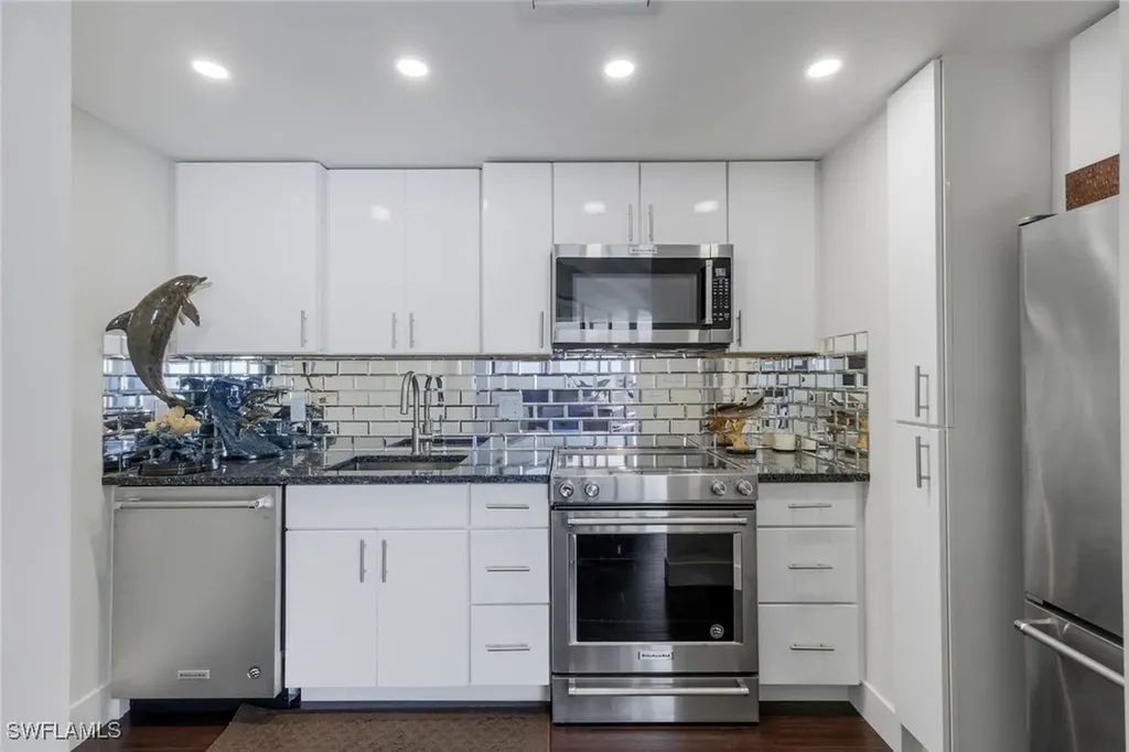 58 N Collier Boulevard Marco Island FL 34145