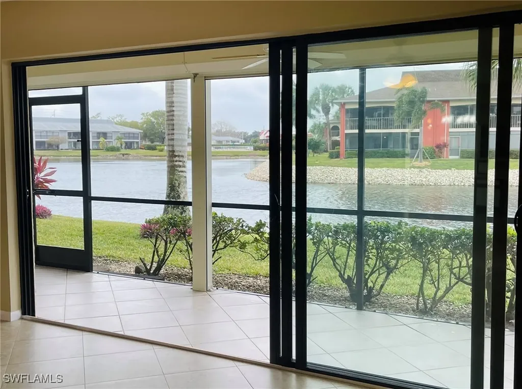 4640 Chantelle Drive Naples FL 34112