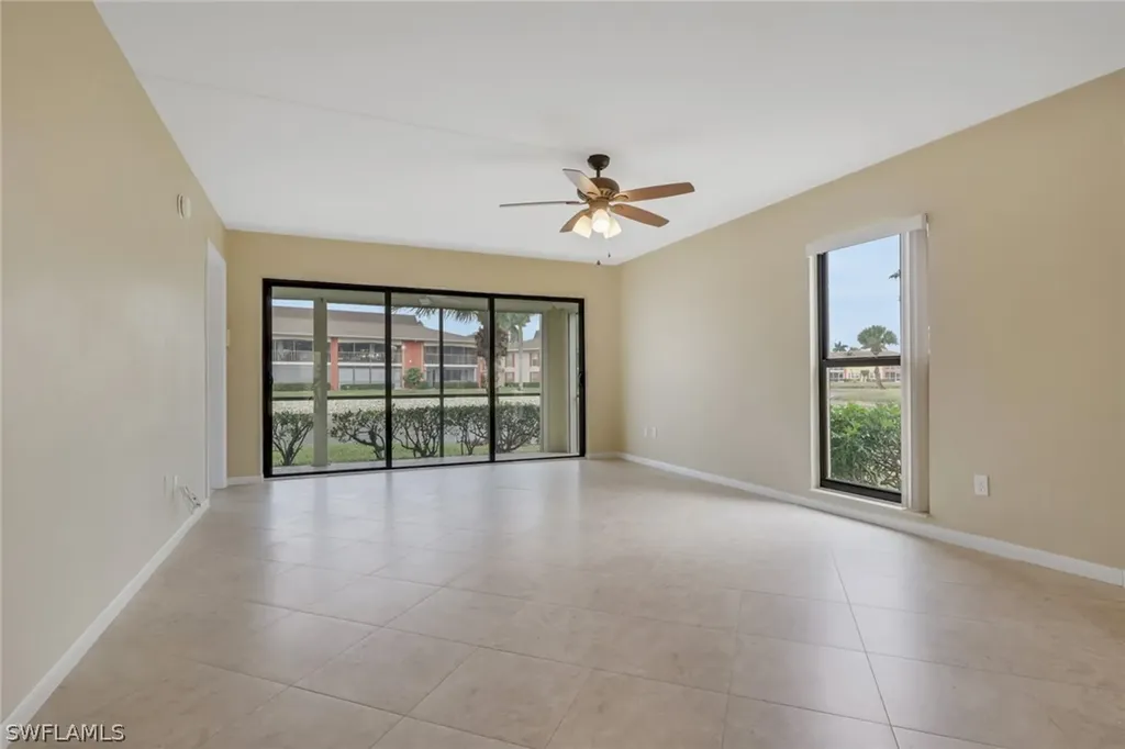 4640 Chantelle Drive Naples FL 34112