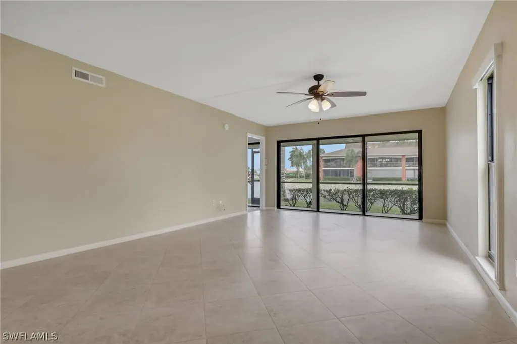 4640 Chantelle Drive Naples FL 34112