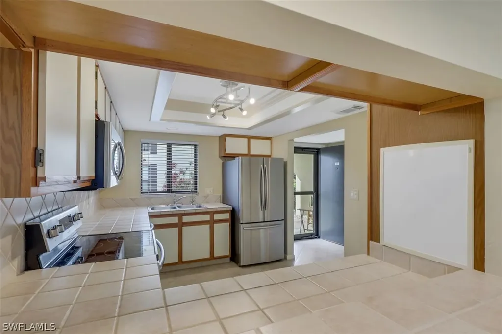 4640 Chantelle Drive Naples FL 34112