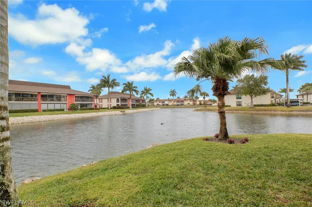 4640 Chantelle Drive Naples FL 34112