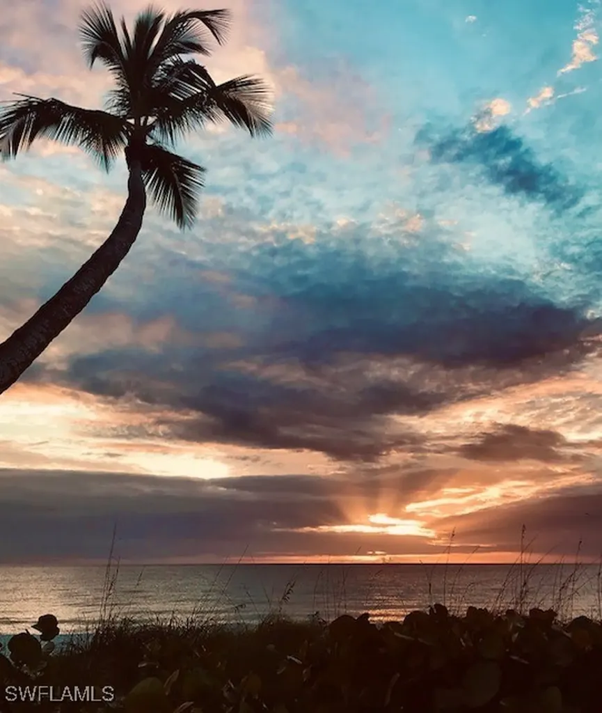 4640 Chantelle Drive Naples FL 34112