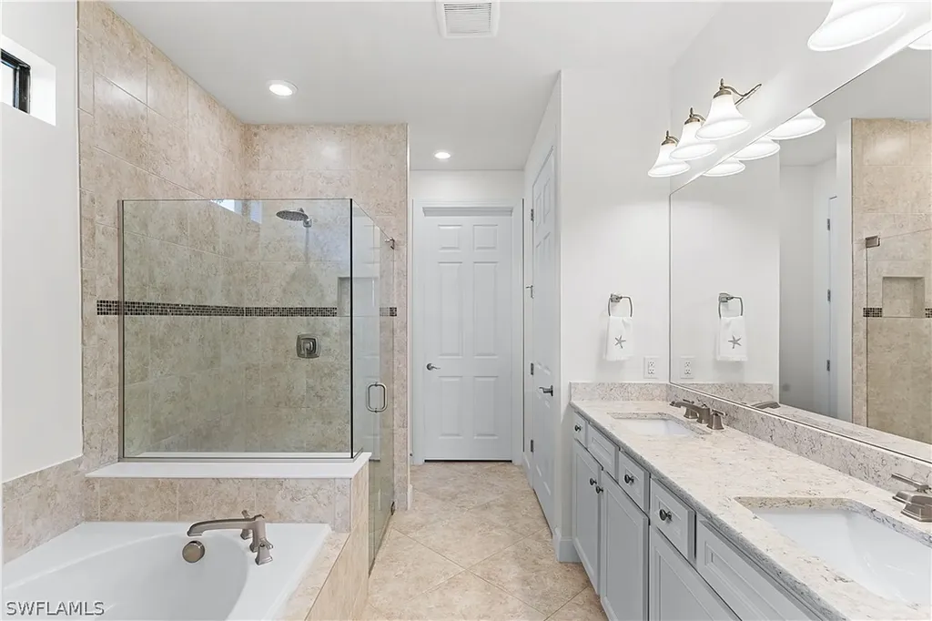 17373 Ashcomb Way Estero FL 33928