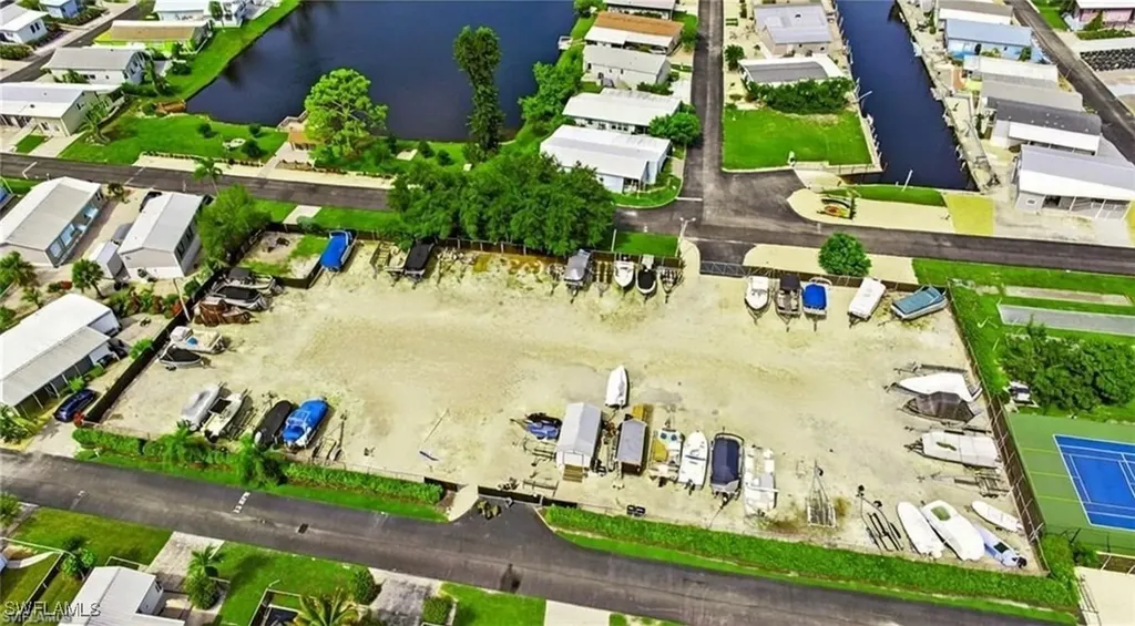 4717 Tahiti Drive Bonita Springs FL 34134