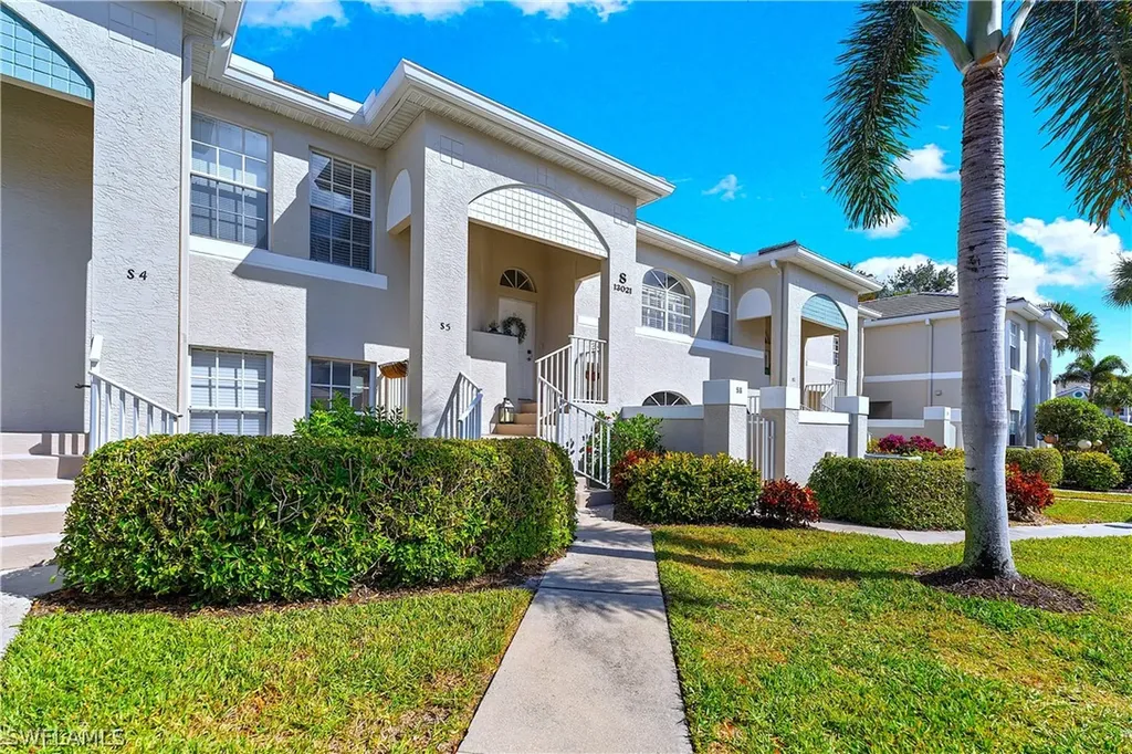 13021 Hamilton Harbour Drive Naples FL 34110